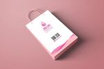 月子會所手提粉色手提袋設(shè)計展示