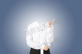 白色衬衫职业照