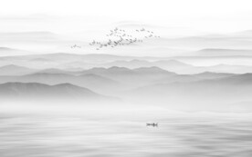 中式意境水墨山水畫