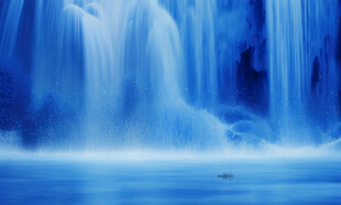 客厅瀑布山水画背景墙幕墙