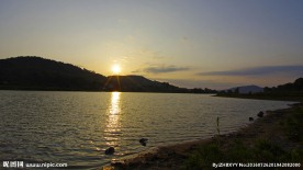 湖泊夕阳视频