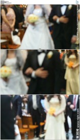 婚礼新娘挽着新郎出场