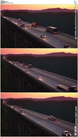 夕阳大桥上的车流