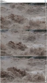浑浊湍急的山洪洪水