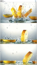 柠檬掉落在水中