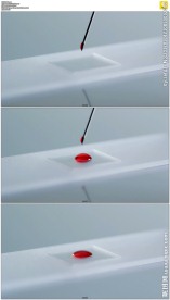 将血滴滴在显微镜上