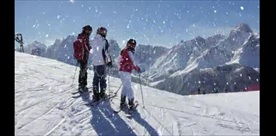 AE长白山梦幻雪花滑雪视频