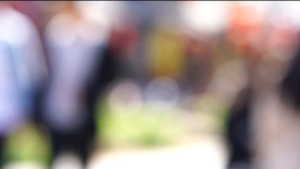 街道流动的模糊人群