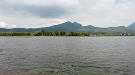 云南丽江拉市海海边风光视频