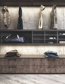 全屋定制现代轻奢极简衣帽间图