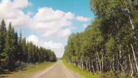 高清在乡间公路上高速行驶视频