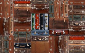 复古欧美风旧皮箱餐饮酒吧背景墙