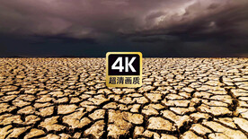 唯美风景乌云下干涸龟裂的湖面