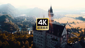 航拍群山之间的欧式古堡