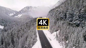 短视频素材航拍浓雾山区公路汽车