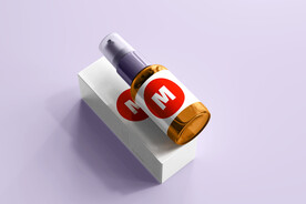 化妆品喷雾瓶包装盒样机