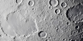 月球背景墙壁画