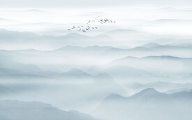 中式意境水墨山水画