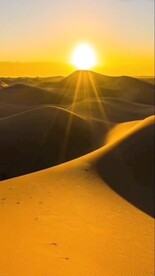 鸣沙山月牙泉日出日落