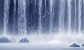 流水生财瀑布山水画