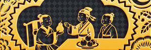 三人围坐享美食时刻