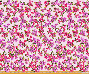 大牌粉色碎花图案