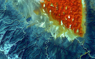 青蓝色岩石纹理背景