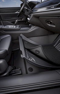 汽车内部精致内饰细节