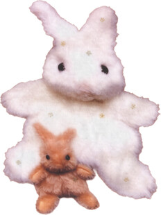 可爱白兔与棕色小兔玩偶